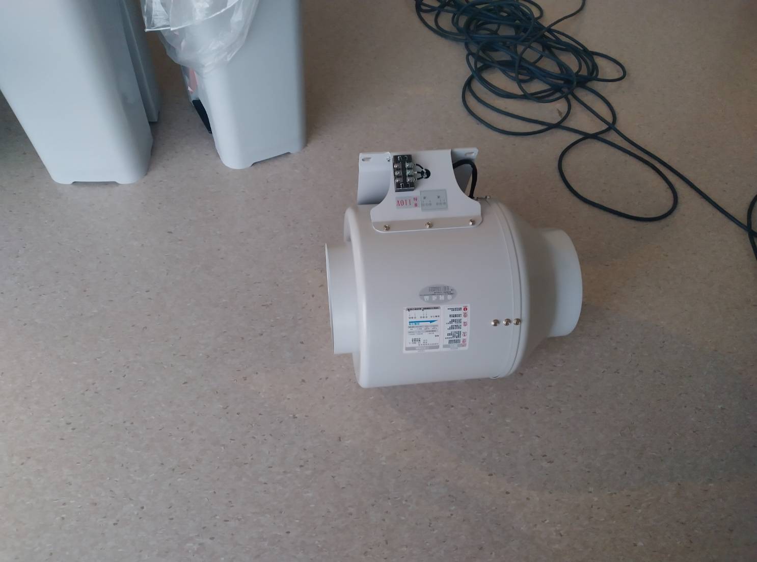 教學型醫院，負壓病房使用風機