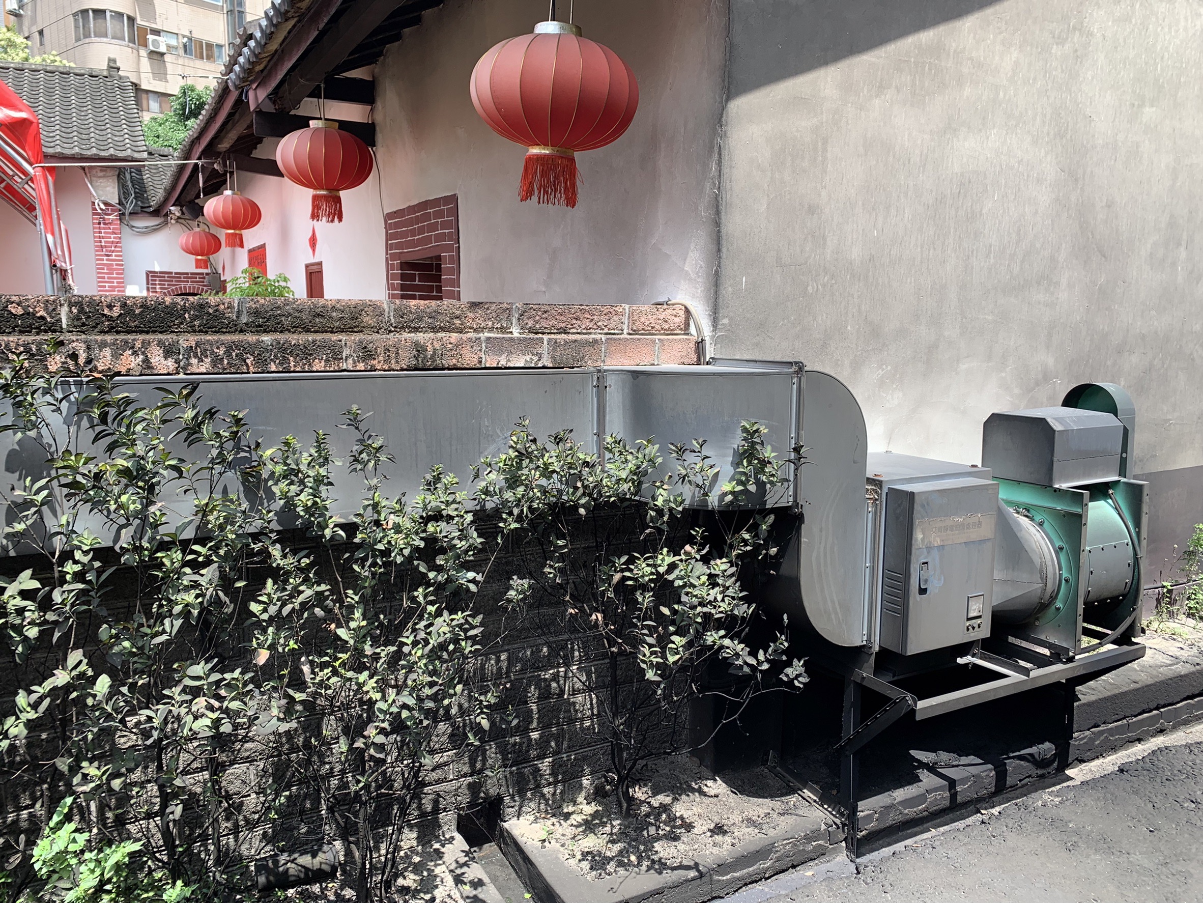 餐廳抽風管